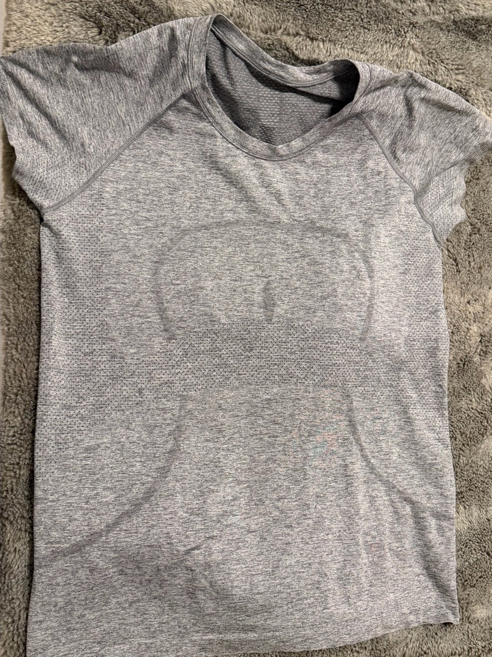 Lululemon Heather Grey Short Sleeve Athletic Top – Size 12